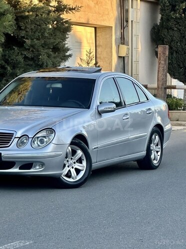 Mercedes E 220 2002, 264,000 km - 2.2 л - Bakı
