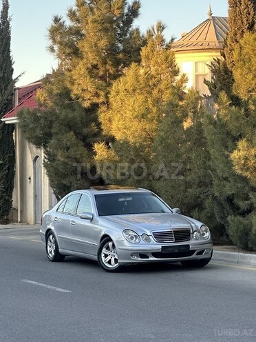 Mercedes E 220 2002, 264,000 km - 2.2 л - Bakı