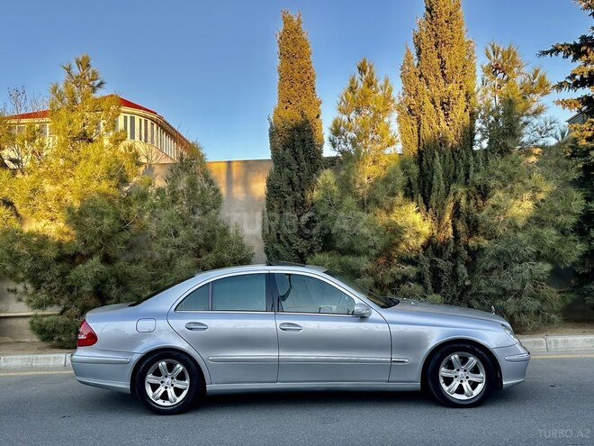 Mercedes E 220 2002, 264,000 km - 2.2 л - Bakı