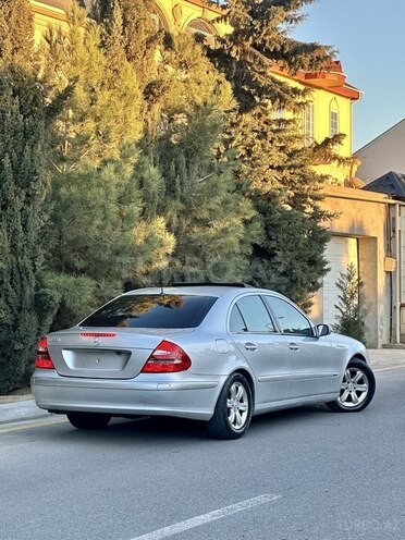 Mercedes E 220 2002, 264,000 km - 2.2 л - Bakı
