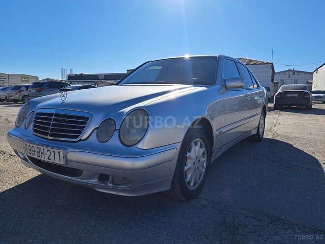 Mercedes E 220 2001, 450,000 km - 2.2 l - Bakı