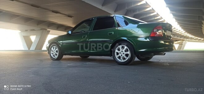 Opel Vectra 1997, 387,000 km - 1.8 л - Bakı