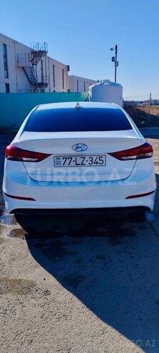 Hyundai Elantra 2017, 231,746 km - 2.0 л - Bakı