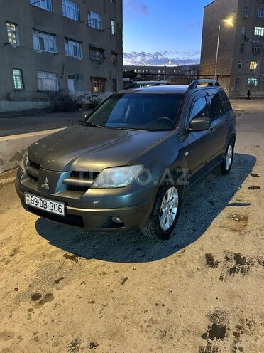Mitsubishi Outlander 2002, 232,000 km - 2.4 l - Bakı