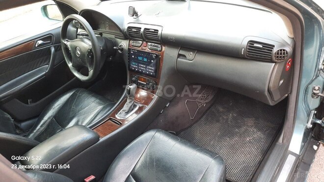 Mercedes C 240 2001, 356,000 km - 2.4 л - Bakı
