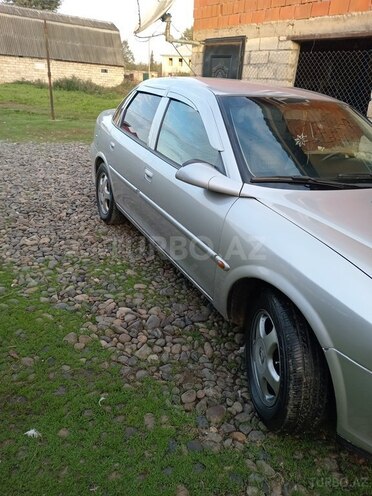 Opel Vectra 1998, 444,000 km - 2.0 л - Lənkəran