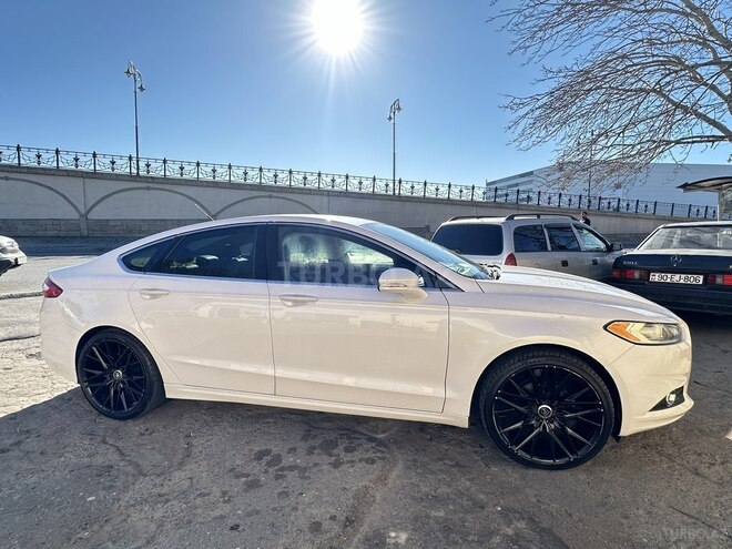 Ford Fusion 2014, 240,000 km - 1.5 l - Bakı