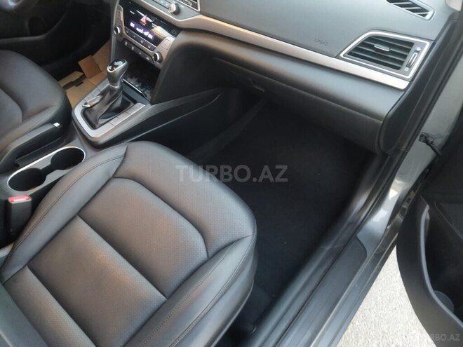 Hyundai Elantra 2016, 245,172 km - 1.6 l - Bakı