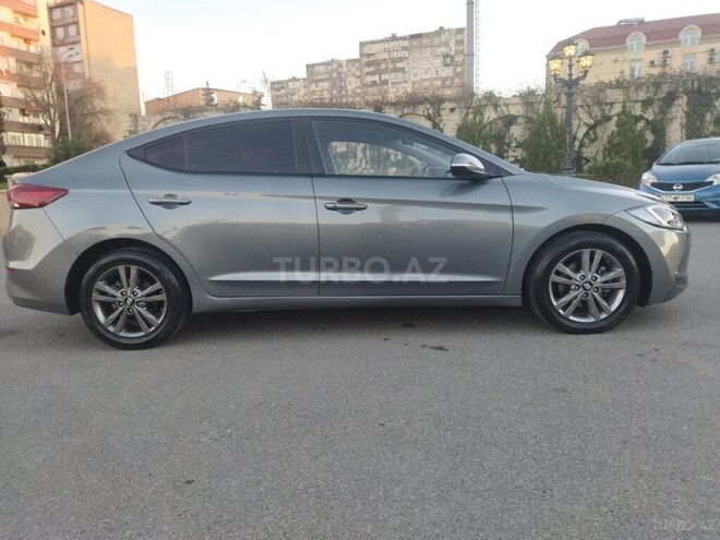 Hyundai Elantra 2016, 245,172 km - 1.6 l - Bakı