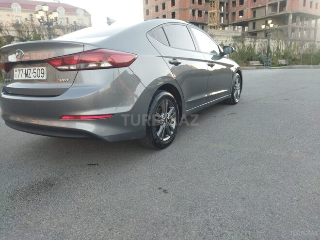 Hyundai Elantra 2016, 245,172 km - 1.6 l - Bakı