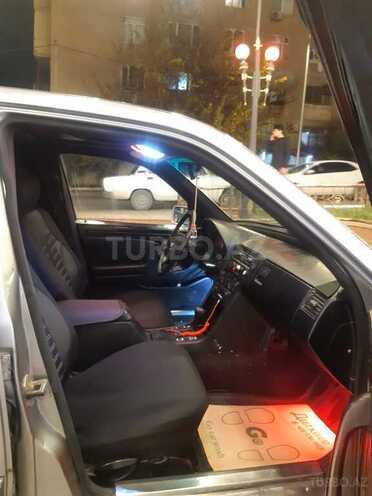 Mercedes C 280 1993, 200,000 km - 2.8 л - Bakı