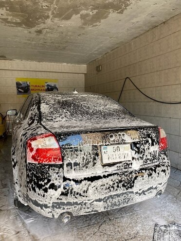Audi A4 2003, 200,000 km - 1.8 l - Bakı