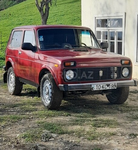LADA (VAZ) Niva 1990, 89,000 km - 1.6 л - Yardımlı