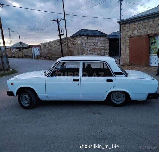 LADA (VAZ) 2107 2005, 126,000 km - 1.6 л - Bakı