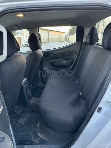 Mitsubishi L200 2021, 144,000 km - 2.4 l - Bakı