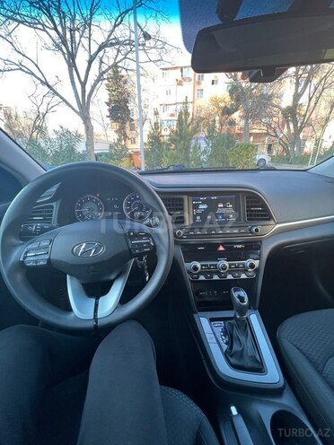 Hyundai Elantra 2019, 128,748 km - 2.0 l - Bakı
