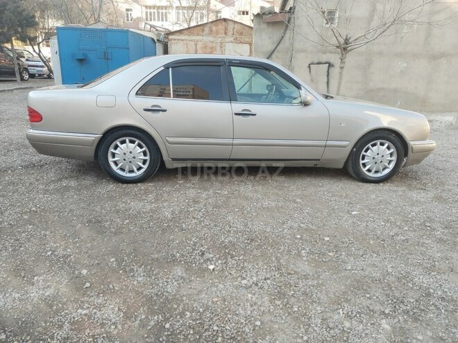 Mercedes E 230 1997, 461,918 km - 2.3 l - Sumqayıt