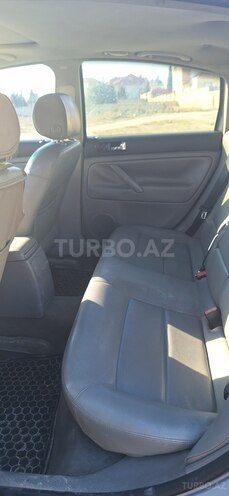 Volkswagen Passat 2004, 317,560 km - 1.8 л - Bakı