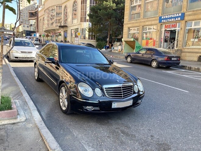 Mercedes E 350 2007, 275,000 km - 3.5 l - Bakı