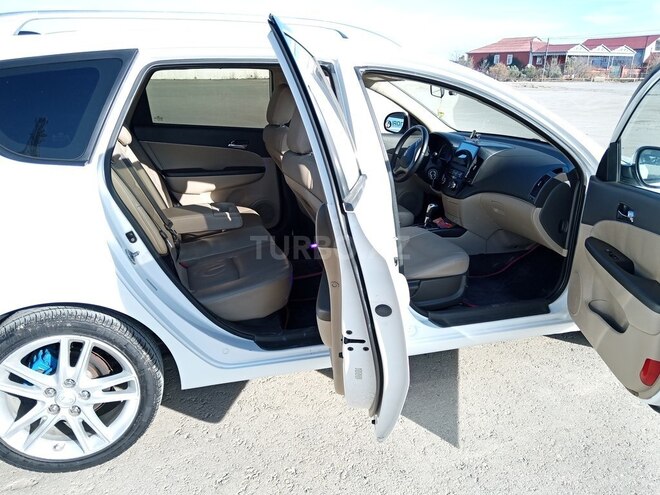 Hyundai i30 2010, 184,400 km - 2.0 l - Bakı