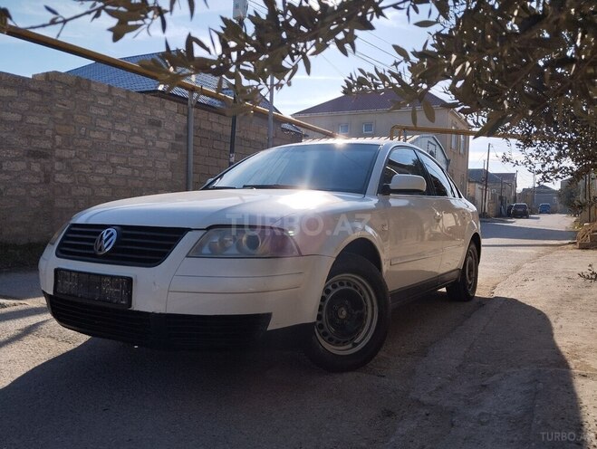 Volkswagen Passat 2004, 240,995 km - 1.8 l - Bakı
