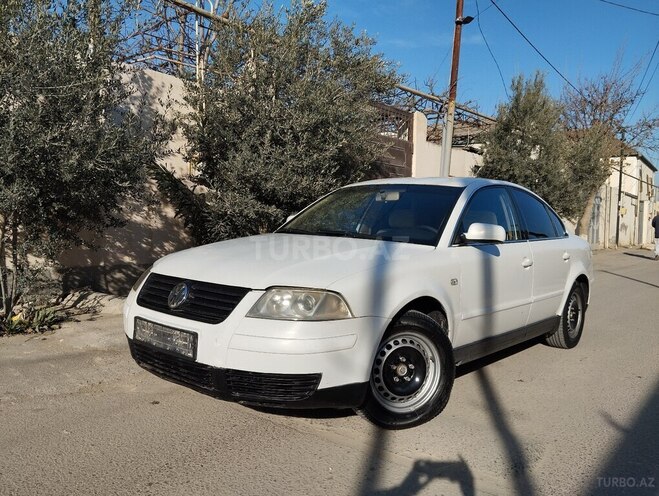 Volkswagen Passat 2004, 240,995 km - 1.8 l - Bakı