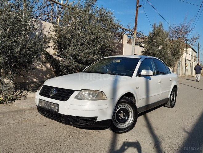 Volkswagen Passat 2004, 240,995 km - 1.8 l - Bakı