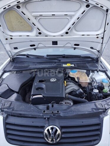 Volkswagen Passat 2004, 240,995 km - 1.8 l - Bakı