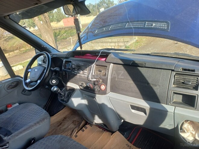 Ford Transit 2009, 179,633 km - 3.2 l - Lənkəran