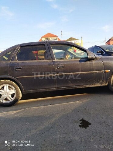 Opel Vectra 1996, 300,000 km - 2.0 l - Bakı
