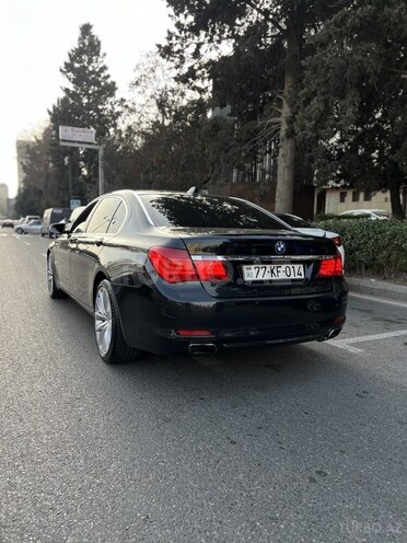 BMW 750 2008, 289,000 km - 4.4 л - Bakı