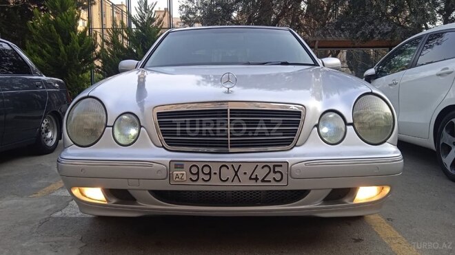 Mercedes E 220 2001, 421,000 km - 2.2 л - Bakı