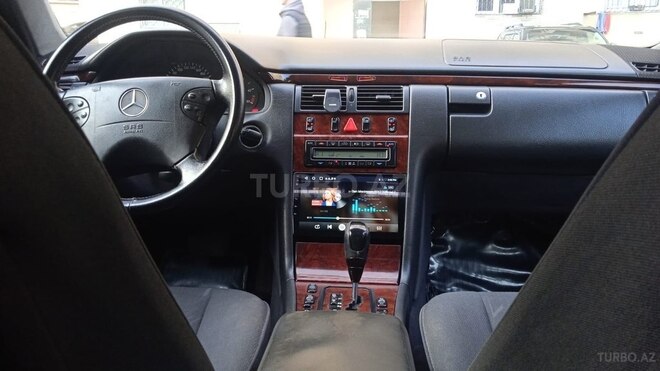 Mercedes E 220 2001, 421,000 km - 2.2 л - Bakı