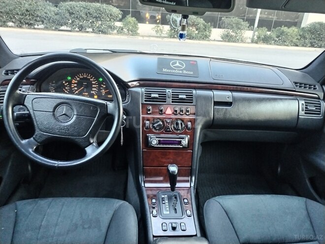 Mercedes E 230 1995, 426,333 km - 2.3 l - Bakı