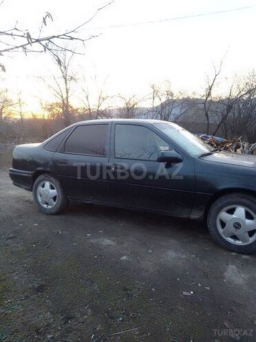 Opel Vectra 1994, 425,323 km - 2.0 л - Qəbələ