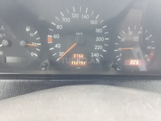Mercedes C 180 1993, 300,000 km - 1.8 l - Bakı