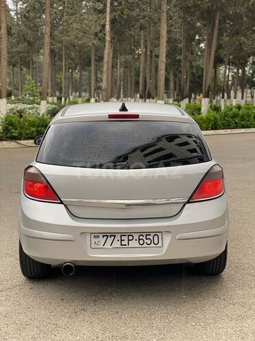 Opel Astra 2005, 240,000 km - 1.4 l - Gədəbəy