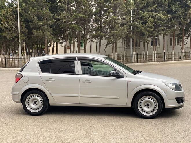 Opel Astra 2005, 240,000 km - 1.4 l - Gədəbəy