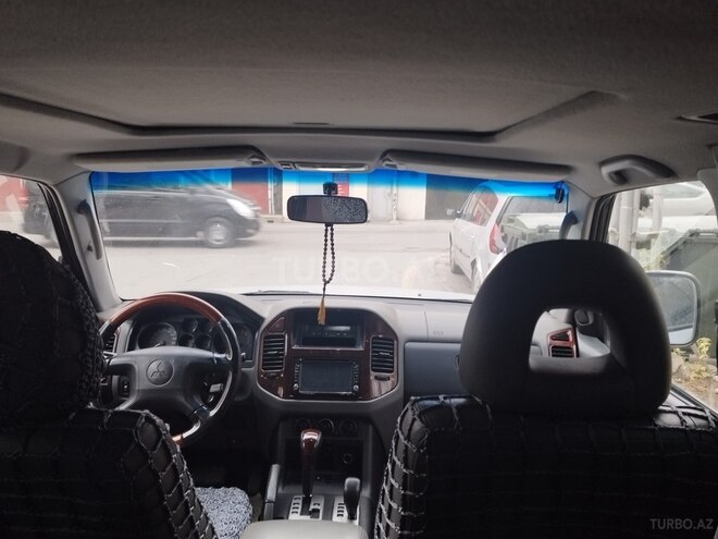 Mitsubishi Pajero 2006, 268,000 km - 3.0 l - Bakı