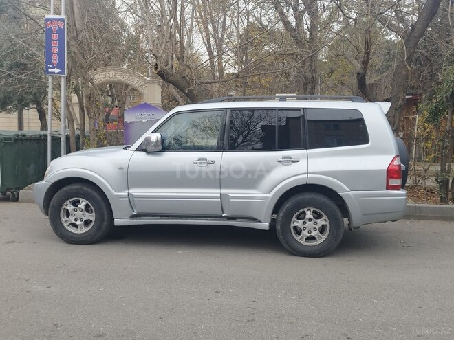 Mitsubishi Pajero 2006, 268,000 km - 3.0 l - Bakı