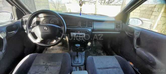 Opel Vectra 1998, 380,000 km - 1.6 l - Quba