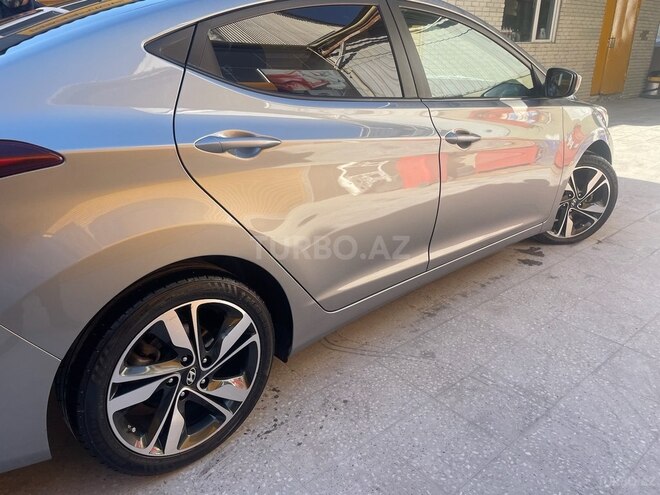 Hyundai Elantra 2015, 95,000 km - 1.8 l - Bakı
