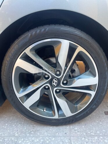 Hyundai Elantra 2015, 95,000 km - 1.8 l - Bakı