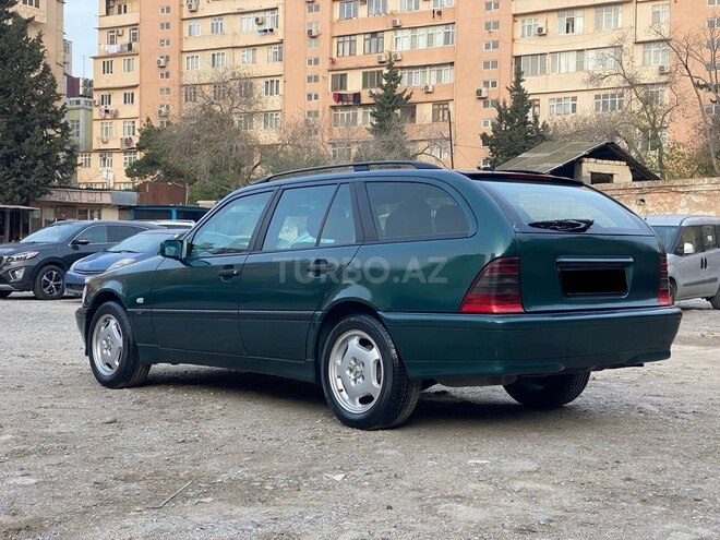 Mercedes C 220 2000, 360,000 km - 2.2 l - Bakı