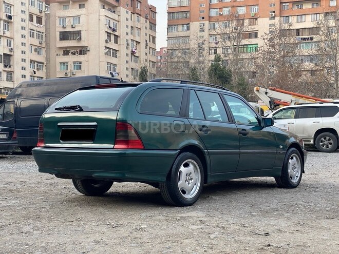 Mercedes C 220 2000, 360,000 km - 2.2 l - Bakı