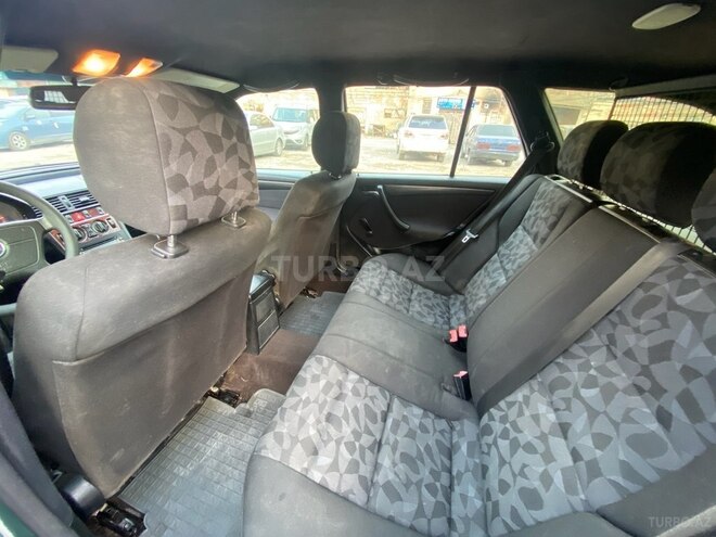 Mercedes C 220 2000, 360,000 km - 2.2 l - Bakı