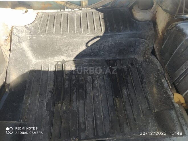 LADA (VAZ) 2107 2005, 83,000 km - 1.6 л - Bakı