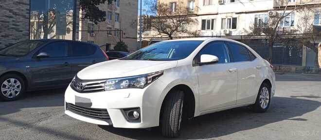 Toyota Corolla 2014, 141,000 km - 1.6 л - Bakı
