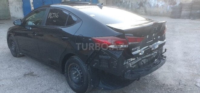 Hyundai Elantra 2016, 67,000 km - 2.0 l - Şəki