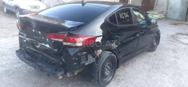 Hyundai Elantra 2016, 67,000 km - 2.0 l - Şəki